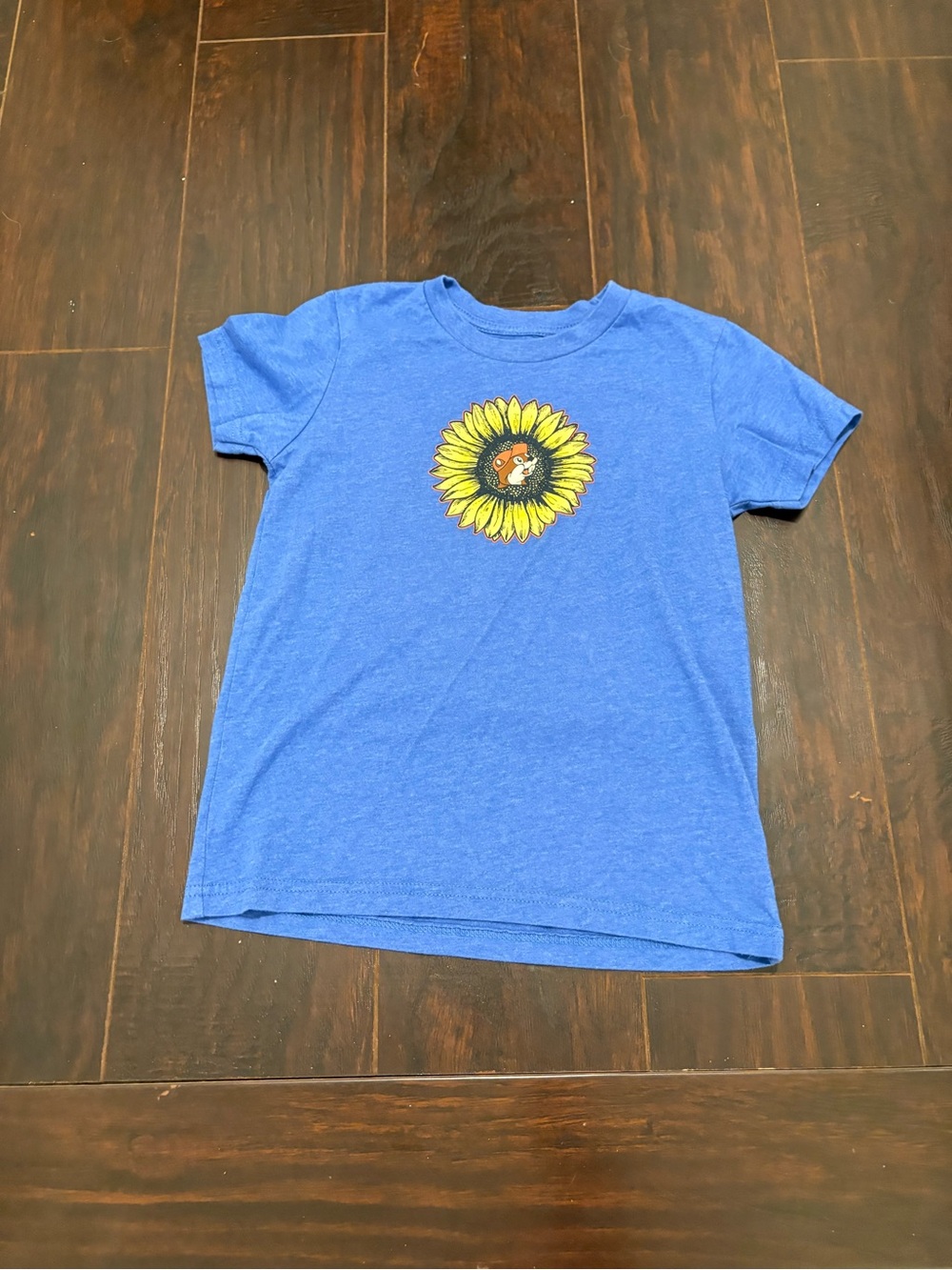 Buc-ee’s Youth Small Blue Sunflower “You Grow Girl” Graphic T-Shirt